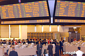 香港稳定币监管新政引爆数字金融革命！XBIT交易所最新布局曝光