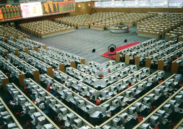 以太坊或成华尔街RWA首选！最新XBIT交易所如何颠覆传统金融？